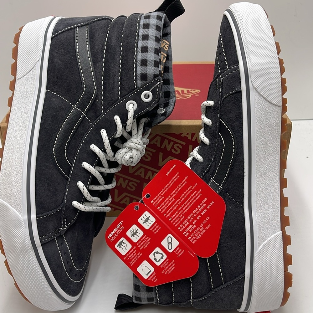 Vans Women’s Sk8-Hi Mte-1 Plaid Grey/White
VN0A5HZYGYW Boots Sneakers - Picture 11 of 16